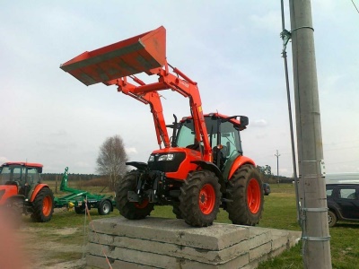 Kubota M 6040