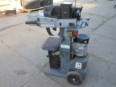 Štípač dřeva 10 t