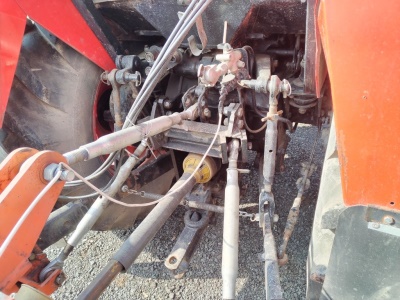 Kolový traktor Zetor 7245