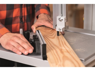 Scheppach HBS 400 - pásová pila s podstavcem