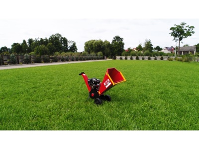 Bubnový štěpkovač se spalovacím motorem RB-50 Remet (7 HP)