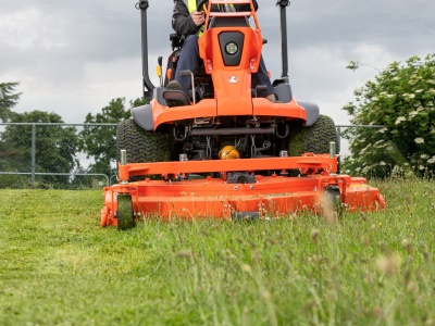 Traktorová sekačka F251 (2WD)