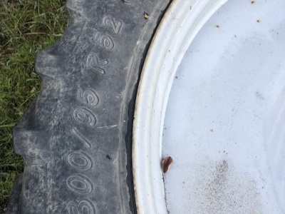 Kultivační kola na traktor MCCORMICK MTX165