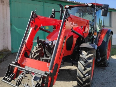 Zemědělský traktor Kubota M5-092 s čelním nakladačem LK1500M