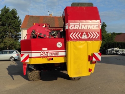 Sklízeč brambor nebo cibule GRIMME SE 75/85-55