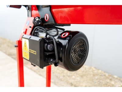 Horizontální hydraulický štípač 7T E 