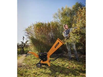 Riwall PRO RPS 7058 - drtič větví s benzinovým motorem 212 ccm