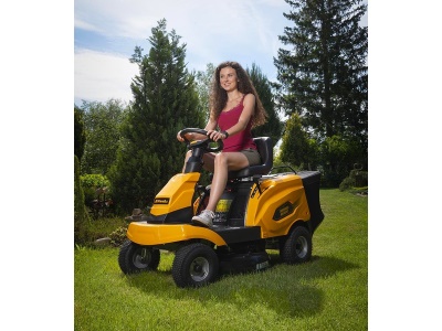 Riwall PRO RMR 62 TRD - travní rider 62 cm se zadním výhozem a mechanickou převodovkou