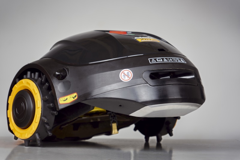 Robotická sekačka CubCadet XR1 500