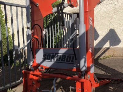 Čelní nakladače LC SNR 400 pro traktor Kubota M5111