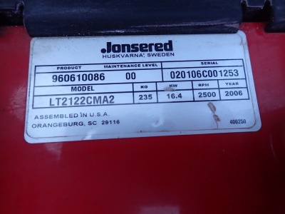 Zahradní traktor Jonsered LT2122CMA2