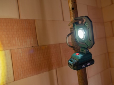 POWPB80500 - Aku LED světlo 20V (bez AKU)