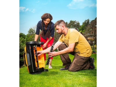 Riwall PRO REV 3816 - travní provzdušňovač s elektrickým motorem combi 3 v 1