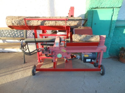 Štípač dřeva s pilou Profilogger Home