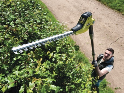 Ryobi RPT 4545 E - plotostřih s dlouhým dosahem a elektrickým motorem