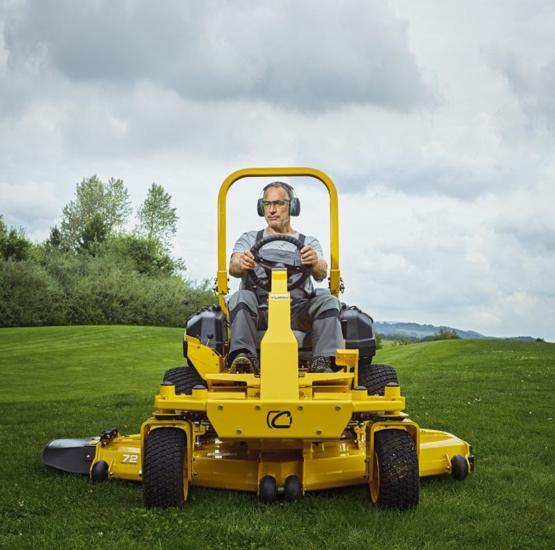 Rider CubCadet PRO Z7 183