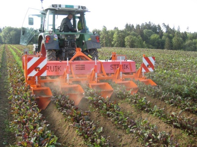 Rotační řádková fréza Row-Fix Struik