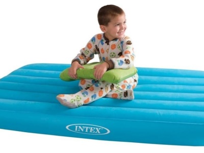 Postel nafukovací Intex Cozy Kidz - mix barev