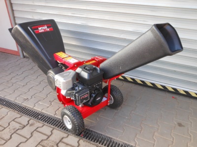 Zahradní drtič MTD 465