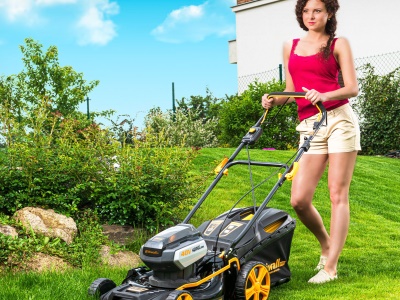 Riwall PRO RALM 4640SPi - Travní sekačka AKU 40 V 4v1 s pojezdem a bezuhlíkovým motorem (bez baterie a nabíječky)