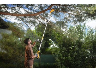 Riwall PRO RAPS 2020 SET - aku prořezávací pila 20 V + 4Ah baterie + nabíječka