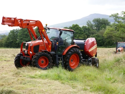 Kubota M110GX