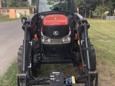 Kubota L2501 s čelní nakladačem Q180 Euro a závažím 500 kg