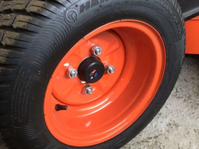 Traktorová sekačka Kubota Z122R
