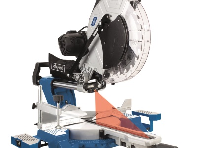 Scheppach HM 140 L - pokosová pila s potahem, laserem a oboustranným nastavením náklonu