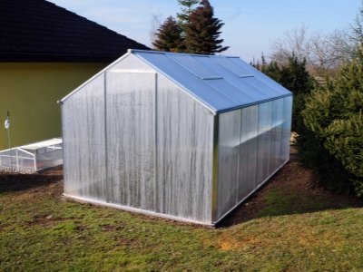 Zahradní skleník SANUS 570cm, PC 6mm, XL-16 Gardentec