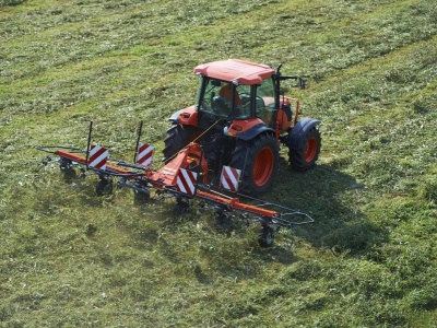 Rotační obraceč Kubota TE6000